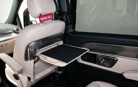 Mercedes-Benz V-Класс, 2024 год, 13 000 000 рублей, 26 фотография