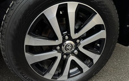 Toyota Land Cruiser 200, 2018 год, 7 500 000 рублей, 11 фотография