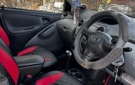 Toyota Vitz, 2002 год, 390 000 рублей, 12 фотография