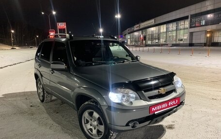 Chevrolet Niva I рестайлинг, 2011 год, 400 000 рублей, 2 фотография