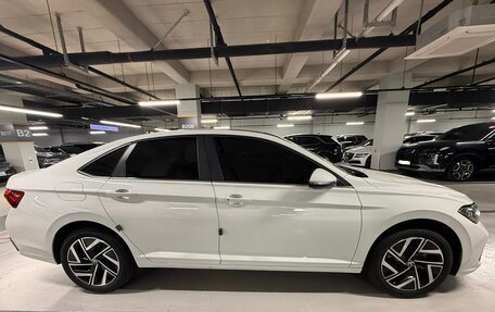 Volkswagen Jetta VII, 2023 год, 2 500 000 рублей, 3 фотография