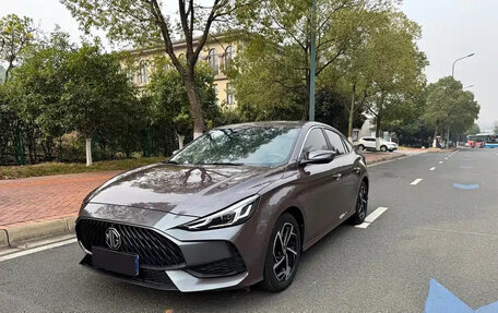 MG 5, 2022 год, 910 005 рублей, 1 фотография