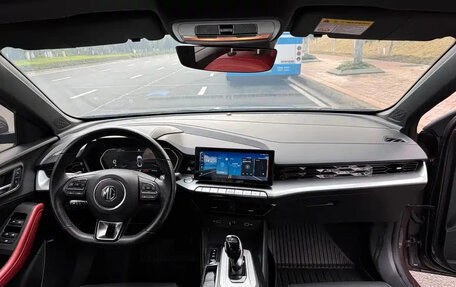 MG 5, 2022 год, 910 005 рублей, 8 фотография