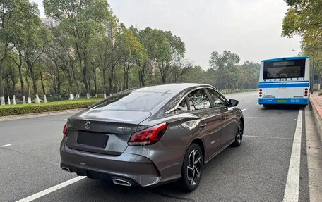 MG 5, 2022 год, 910 005 рублей, 4 фотография