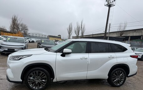 Toyota Highlander, 2025 год, 6 000 000 рублей, 5 фотография