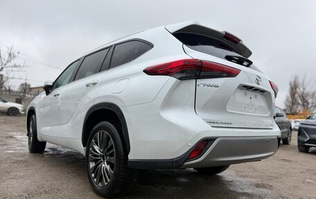 Toyota Highlander, 2025 год, 6 000 000 рублей, 8 фотография