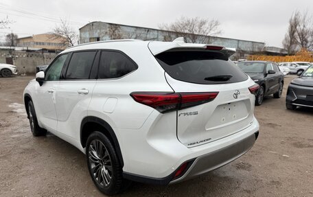 Toyota Highlander, 2025 год, 6 000 000 рублей, 7 фотография