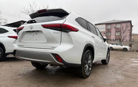 Toyota Highlander, 2025 год, 6 000 000 рублей, 12 фотография