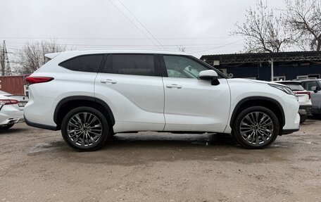 Toyota Highlander, 2025 год, 6 000 000 рублей, 14 фотография
