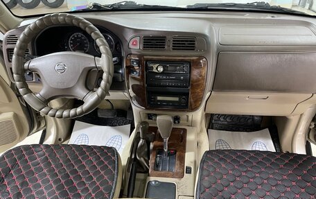 Nissan Patrol, 2003 год, 888 000 рублей, 17 фотография