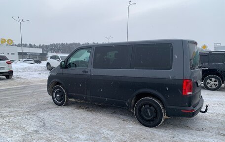 Volkswagen Caravelle T6 рестайлинг, 2020 год, 3 100 000 рублей, 4 фотография