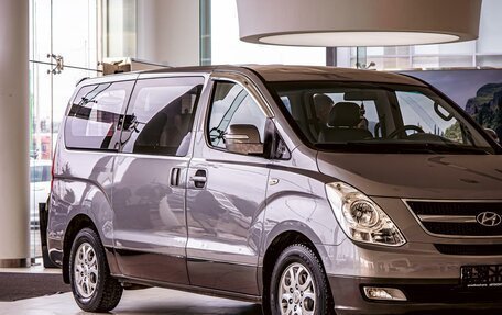 Hyundai Grand Starex Grand Starex I рестайлинг 2, 2011 год, 1 795 000 рублей, 7 фотография