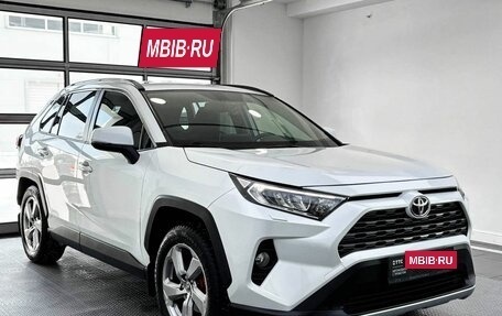 Toyota RAV4, 2021 год, 4 049 000 рублей, 3 фотография