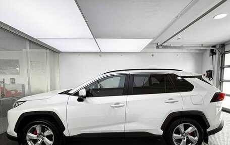 Toyota RAV4, 2021 год, 4 049 000 рублей, 10 фотография
