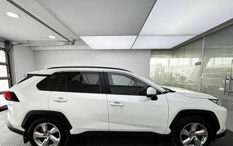 Toyota RAV4, 2021 год, 4 049 000 рублей, 5 фотография