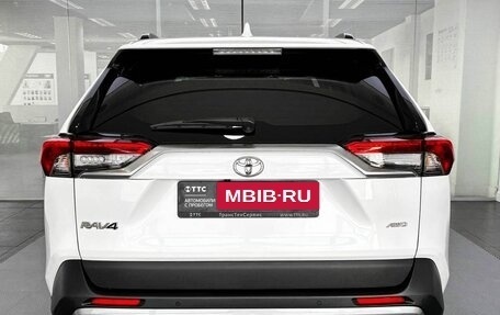 Toyota RAV4, 2021 год, 4 049 000 рублей, 7 фотография