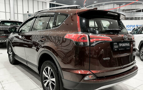 Toyota RAV4, 2016 год, 2 450 000 рублей, 8 фотография