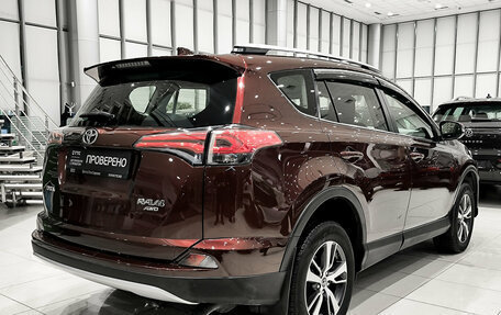 Toyota RAV4, 2016 год, 2 450 000 рублей, 6 фотография