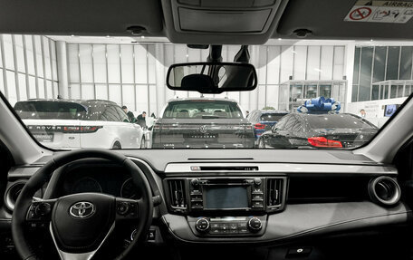 Toyota RAV4, 2016 год, 2 450 000 рублей, 17 фотография