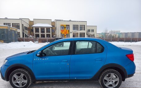 Renault Logan II, 2019 год, 1 290 000 рублей, 2 фотография