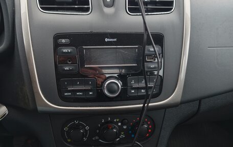 Renault Logan II, 2019 год, 1 290 000 рублей, 11 фотография