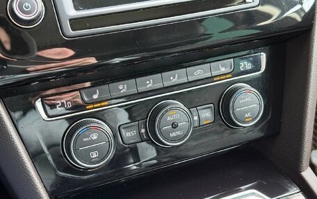 Volkswagen Passat B8 рестайлинг, 2016 год, 2 100 000 рублей, 16 фотография