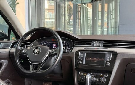 Volkswagen Passat B8 рестайлинг, 2016 год, 2 100 000 рублей, 24 фотография