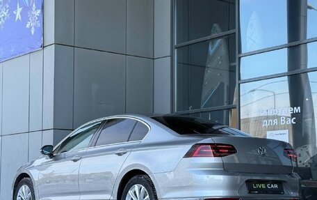 Volkswagen Passat B8 рестайлинг, 2016 год, 2 100 000 рублей, 33 фотография