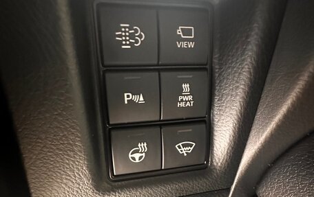 Toyota Land Cruiser Prado 150 рестайлинг 2, 2019 год, 5 430 000 рублей, 11 фотография