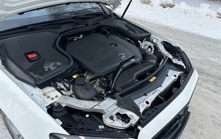 Mercedes-Benz E-Класс, 2019 год, 3 550 000 рублей, 14 фотография