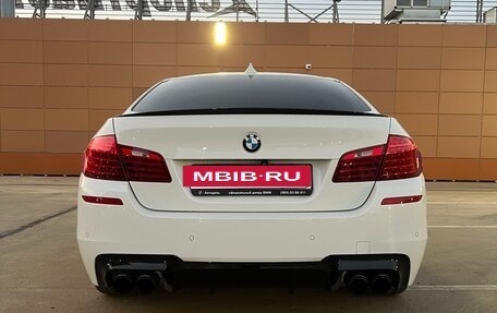 BMW 5 серия, 2014 год, 2 600 000 рублей, 3 фотография