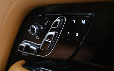 Land Rover Range Rover IV рестайлинг, 2021 год, 13 199 000 рублей, 26 фотография