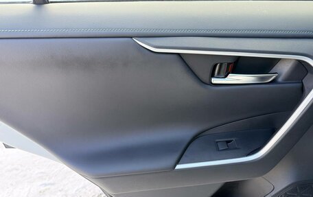 Toyota RAV4, 2025 год, 4 250 000 рублей, 19 фотография