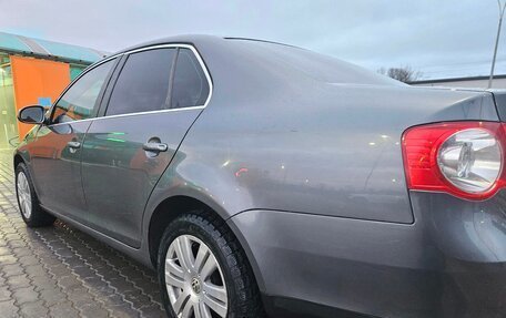 Volkswagen Jetta VI, 2008 год, 690 000 рублей, 3 фотография