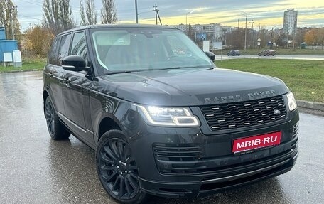 Land Rover Range Rover IV рестайлинг, 2018 год, 6 700 000 рублей, 1 фотография