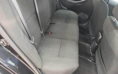 Toyota Avensis III рестайлинг, 2004 год, 749 000 рублей, 14 фотография