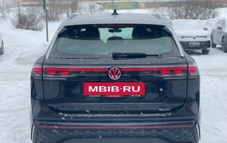 Volkswagen Tiguan, 2025 год, 4 900 000 рублей, 6 фотография