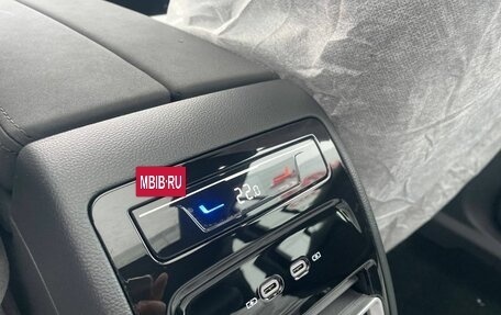 Volkswagen Tiguan, 2025 год, 4 900 000 рублей, 18 фотография