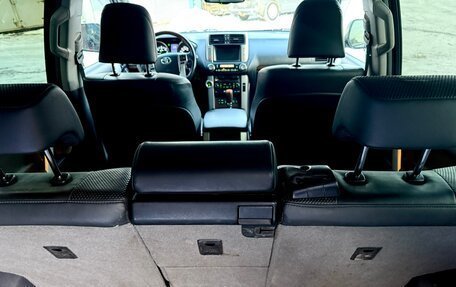 Toyota Land Cruiser Prado 150 рестайлинг 2, 2011 год, 2 500 000 рублей, 14 фотография