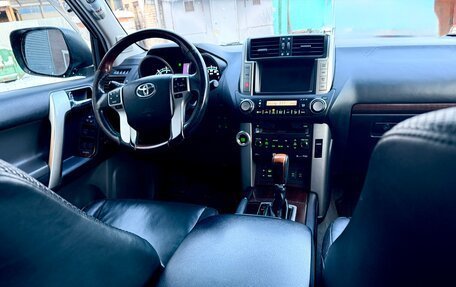 Toyota Land Cruiser Prado 150 рестайлинг 2, 2011 год, 2 500 000 рублей, 12 фотография