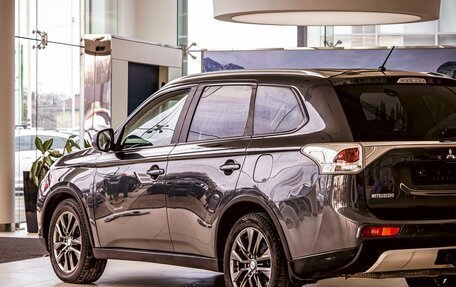 Mitsubishi Outlander III рестайлинг 3, 2014 год, 1 295 000 рублей, 9 фотография