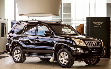 Toyota Land Cruiser Prado 120 рестайлинг, 2004 год, 1 695 000 рублей, 3 фотография