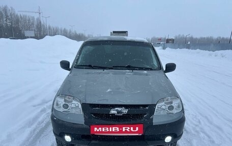 Chevrolet Niva I рестайлинг, 2016 год, 677 000 рублей, 3 фотография