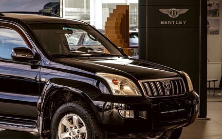 Toyota Land Cruiser Prado 120 рестайлинг, 2004 год, 1 695 000 рублей, 8 фотография