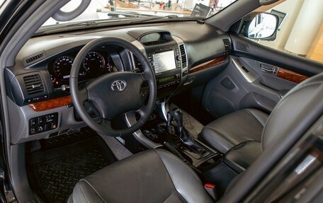 Toyota Land Cruiser Prado 120 рестайлинг, 2004 год, 1 695 000 рублей, 13 фотография