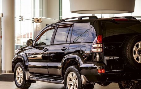 Toyota Land Cruiser Prado 120 рестайлинг, 2004 год, 1 695 000 рублей, 9 фотография