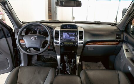 Toyota Land Cruiser Prado 120 рестайлинг, 2004 год, 1 695 000 рублей, 17 фотография