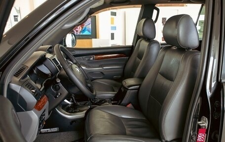 Toyota Land Cruiser Prado 120 рестайлинг, 2004 год, 1 695 000 рублей, 11 фотография