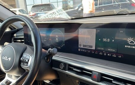 KIA K5, 2021 год, 2 100 000 рублей, 15 фотография