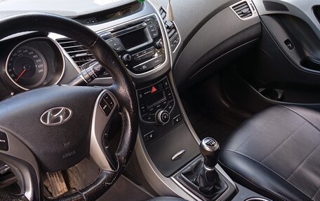 Hyundai Elantra V, 2014 год, 816 000 рублей, 4 фотография